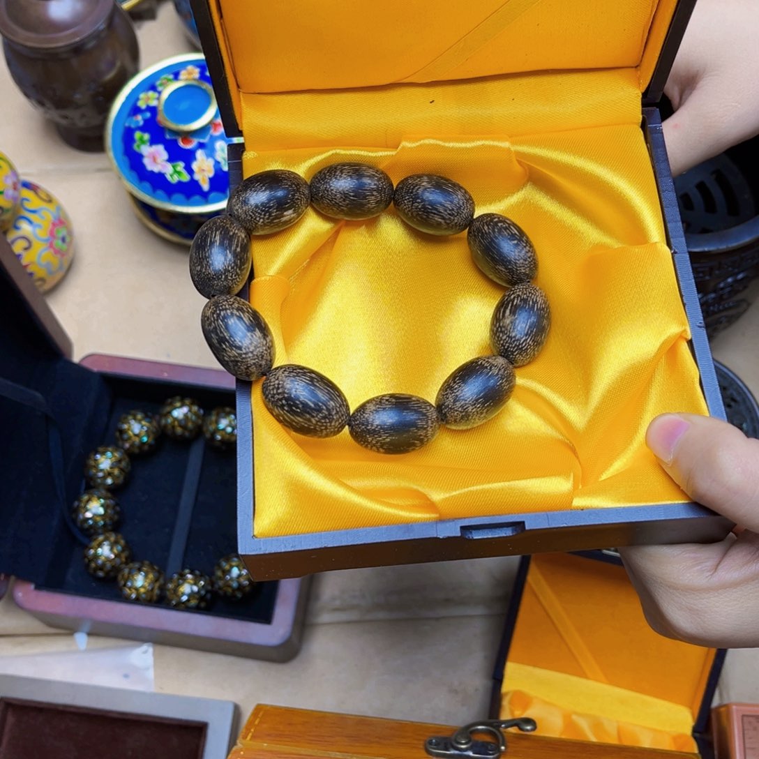 滴血莲花菩提吊坠