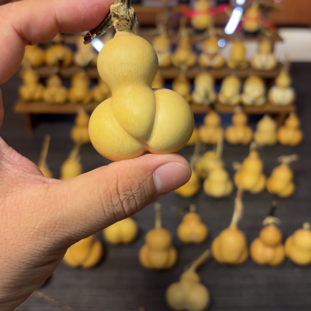 烟****葫芦咕噜咕噜咕噜