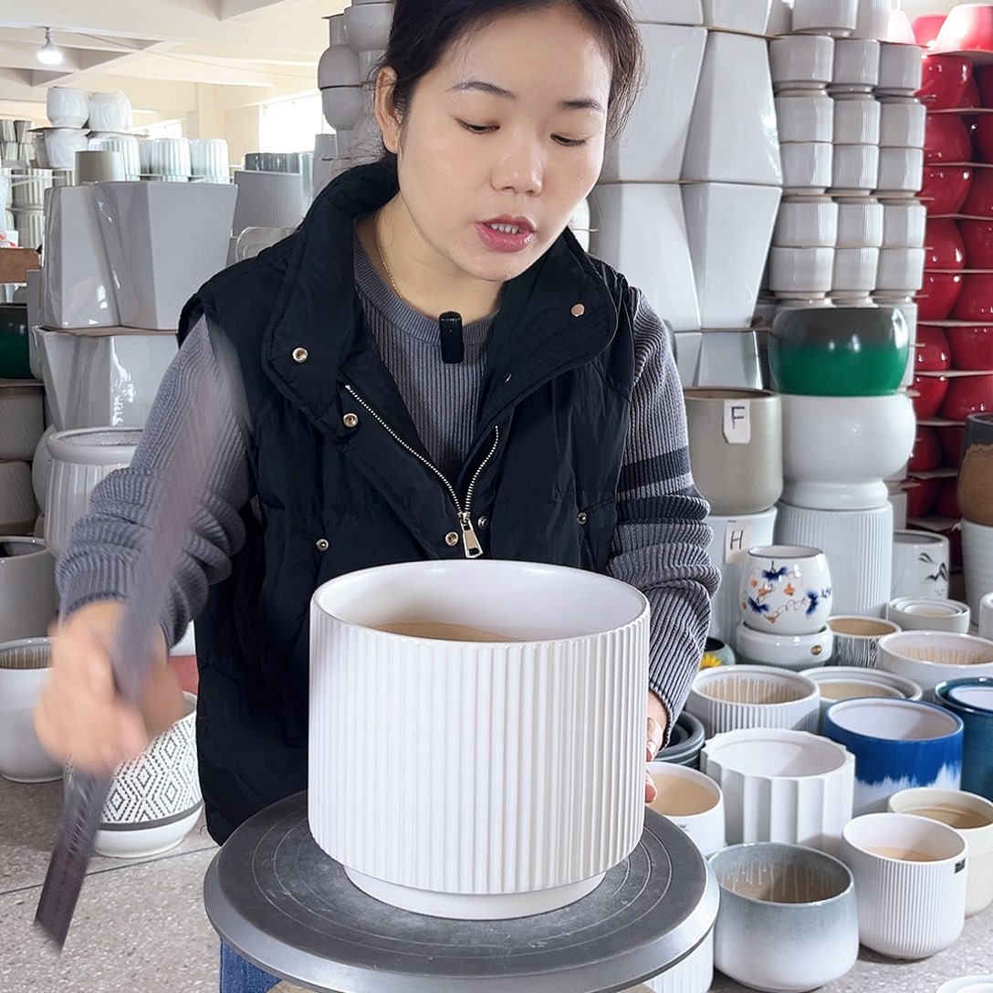 陶瓷口径20-16。亚白