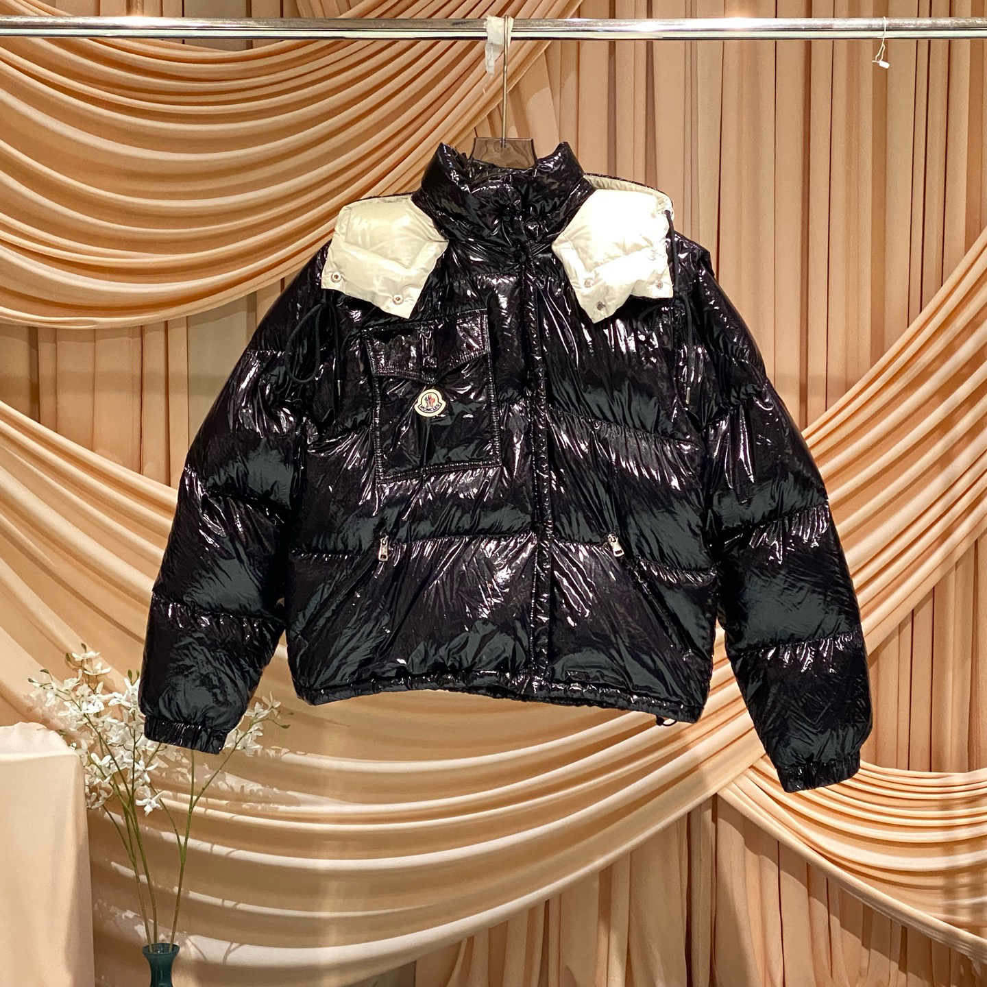 99新 MONCLER Karakorum1954限量黑色亮面羽绒服/2码/38720