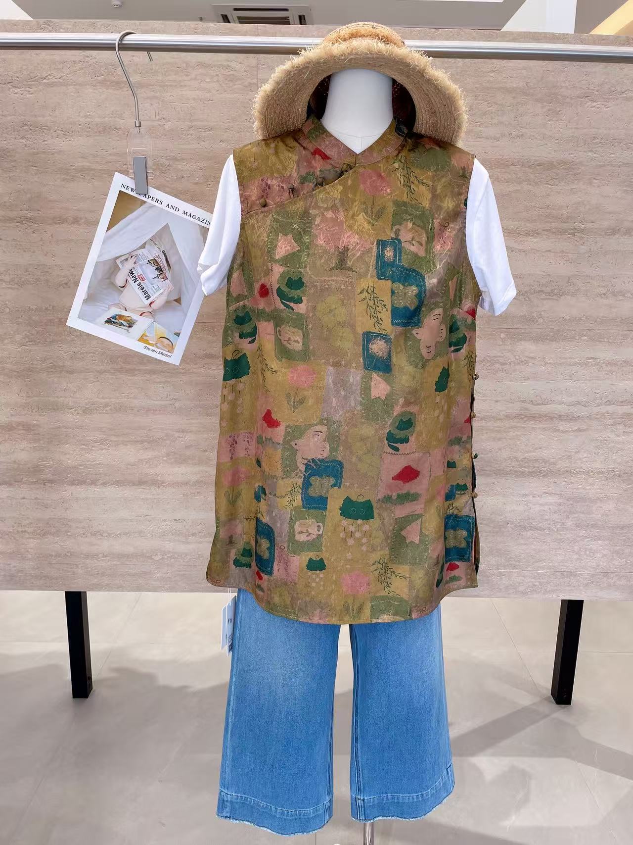 8634轩尚女装“林中飞行斜襟提花上衣”