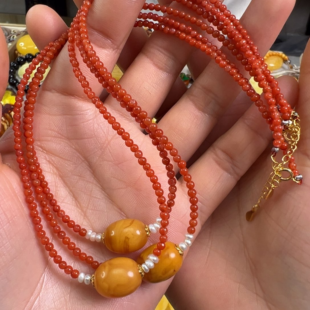 蜜蜡裸石未镶嵌多样性发一条