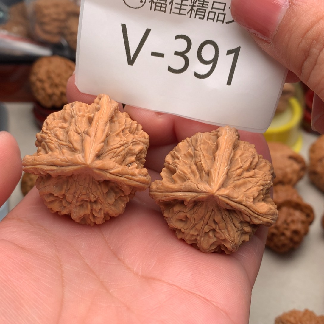 文玩核桃把件39玉玺三棱……..