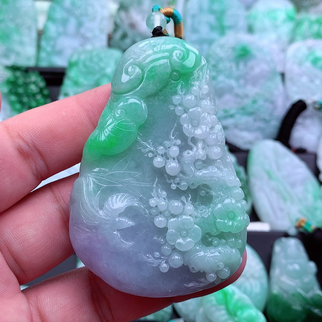 翡翠吊坠(不含链)未镶嵌