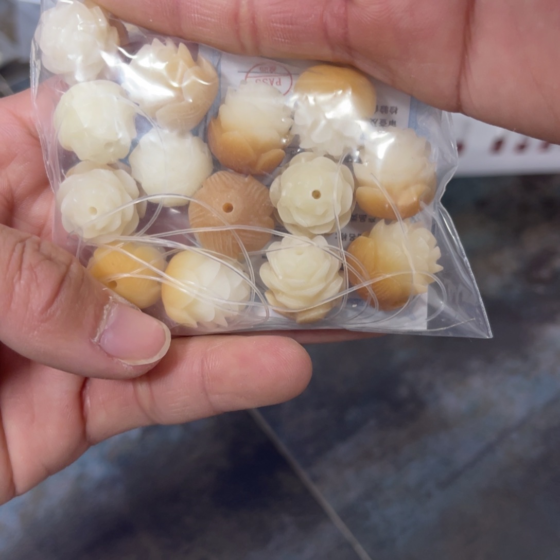 白玉菩提吊坠z 15mm/15/锅底