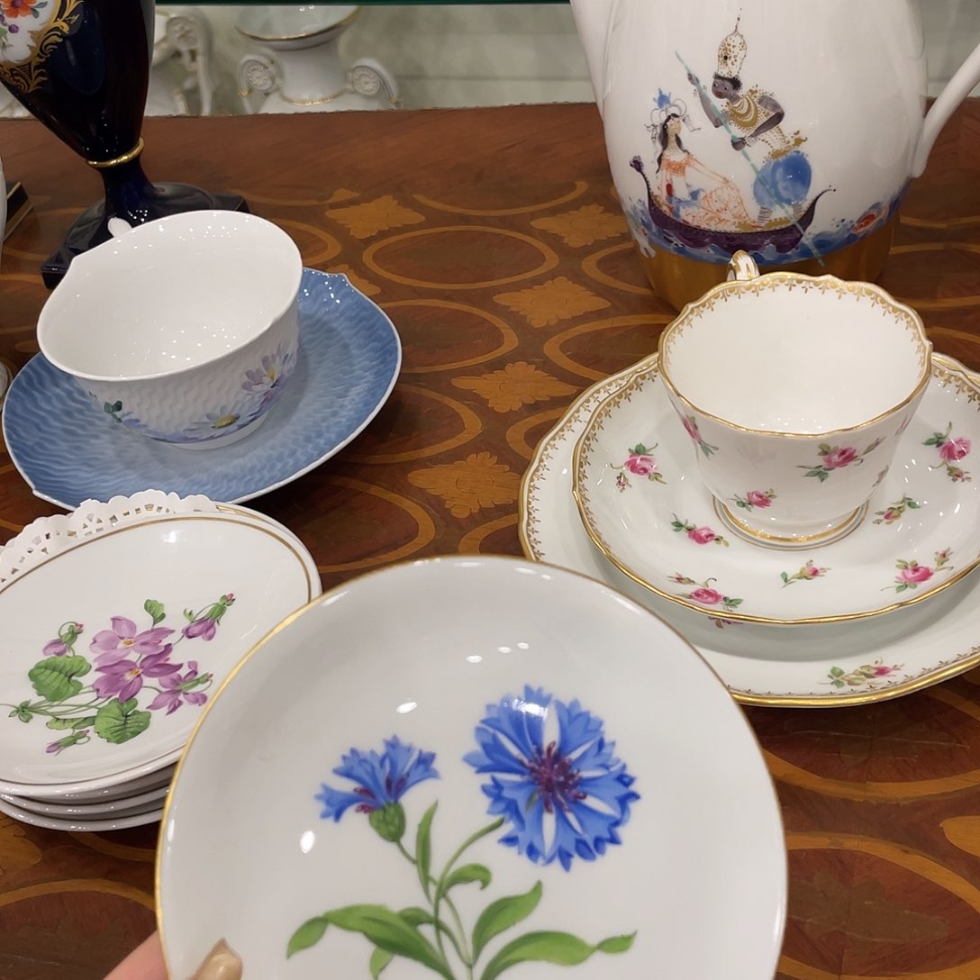 瓷片中古二等花卉