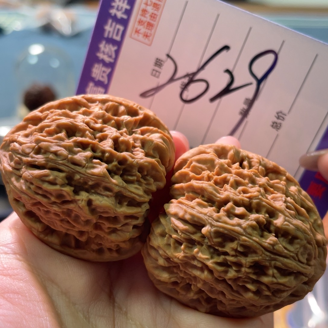 把件核桃41左右三角黑桃竖拉丝涿鹿南将石