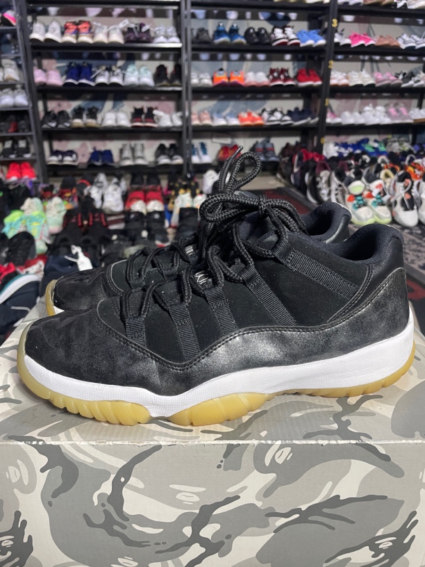 90新 NIKE/耐克 右鞋头开胶 43码275/Air Jordan 11 康扣篮球鞋 