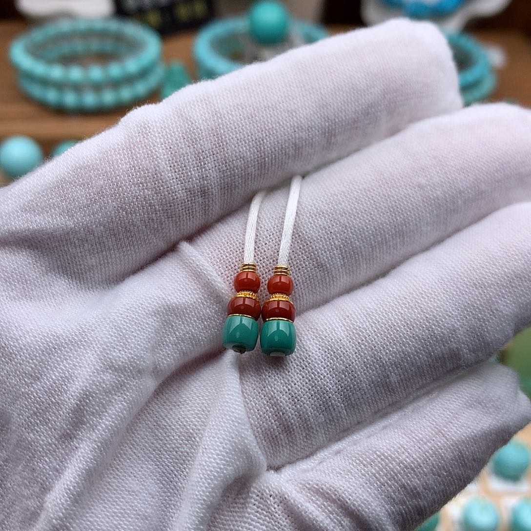 绿松石18K金镶嵌珠宝奇石