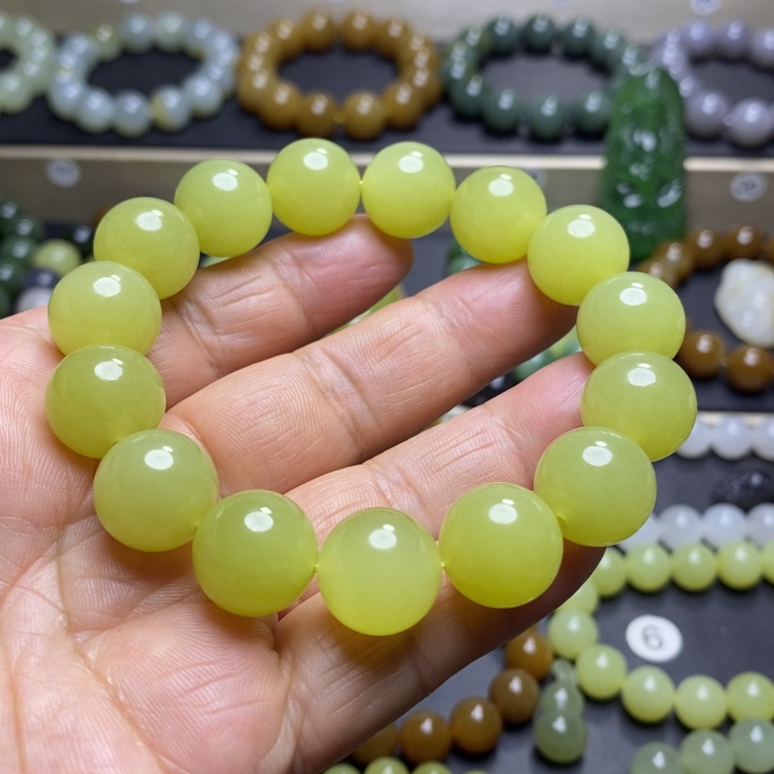 和田玉手串未镶嵌