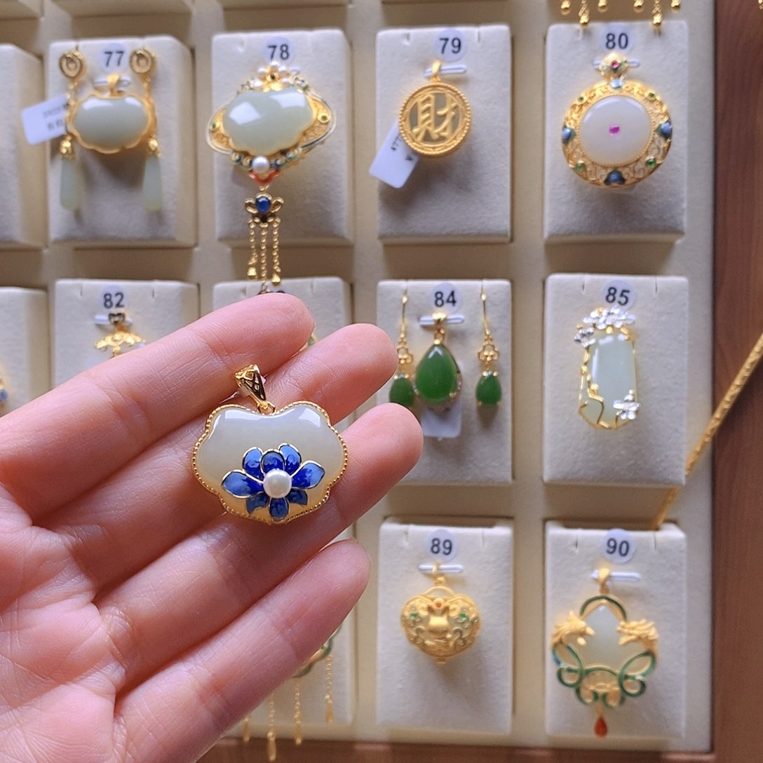 和田玉颈饰银S925镶嵌