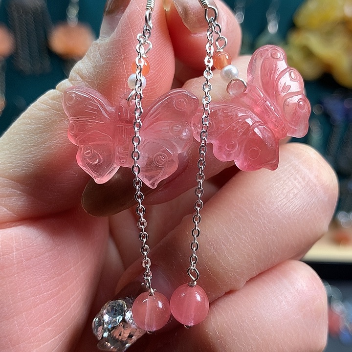 未镶嵌蛇纹石玉耳饰