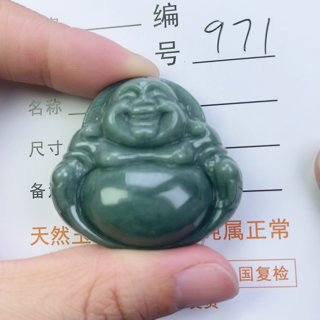 翡翠颈饰未镶嵌佛公