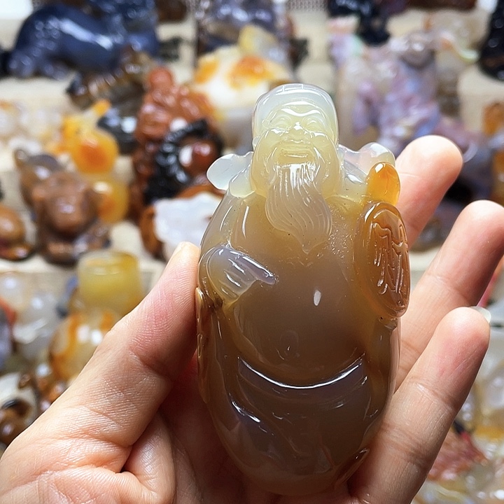 向***发玛瑙/玉髓未镶嵌饰品