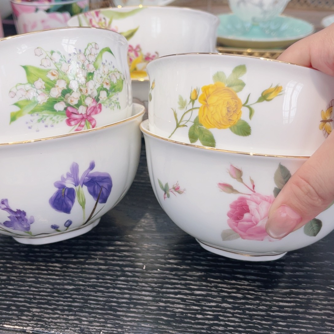 骨瓷四个饭碗——————