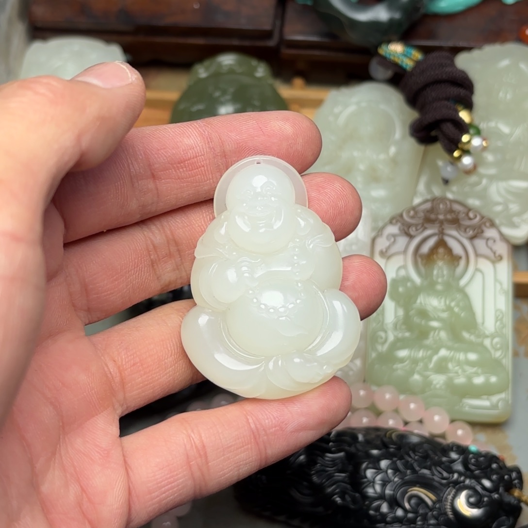 冬***阳和田玉未镶嵌挂件