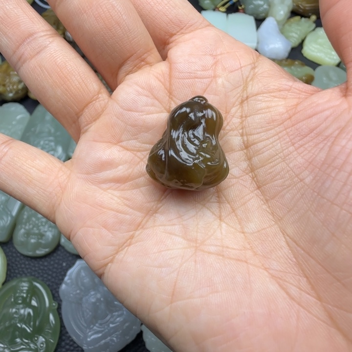 和田玉未镶嵌珠宝奇石