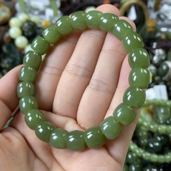 透闪石质玉手串未镶嵌水**华