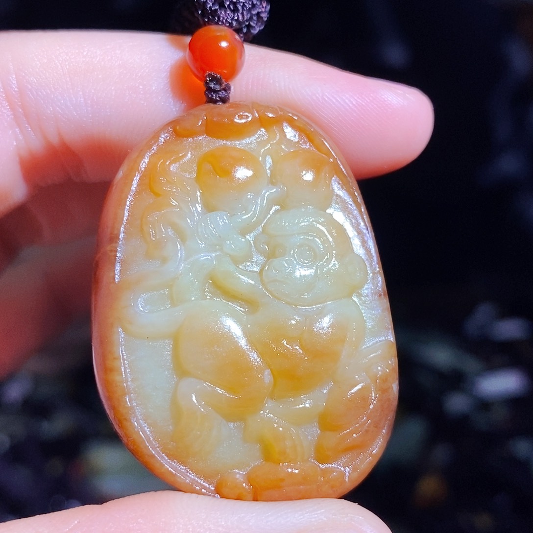 和田玉颈饰未镶嵌