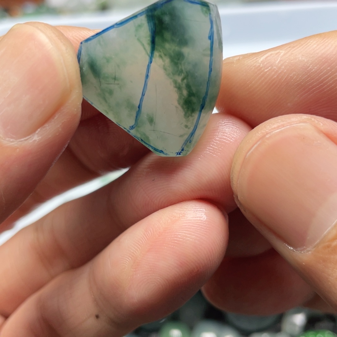 定制翡翠未镶嵌翡翠