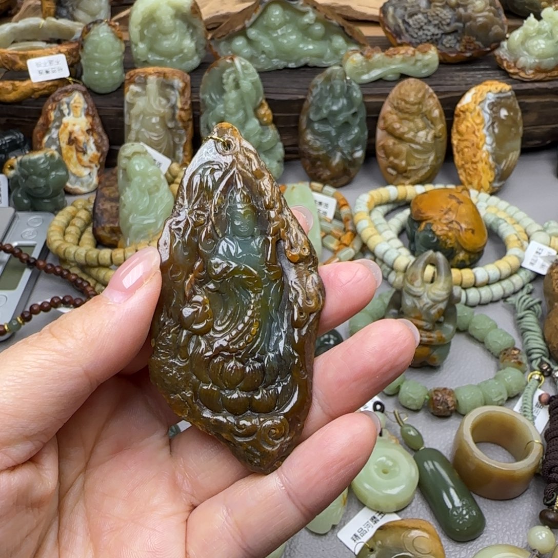 忘***食岫岩河磨玉（透闪石质玉）未镶嵌珠宝奇石