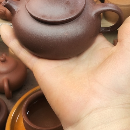 茶壶紫砂低槽青寒江150豪升左右瑕疵