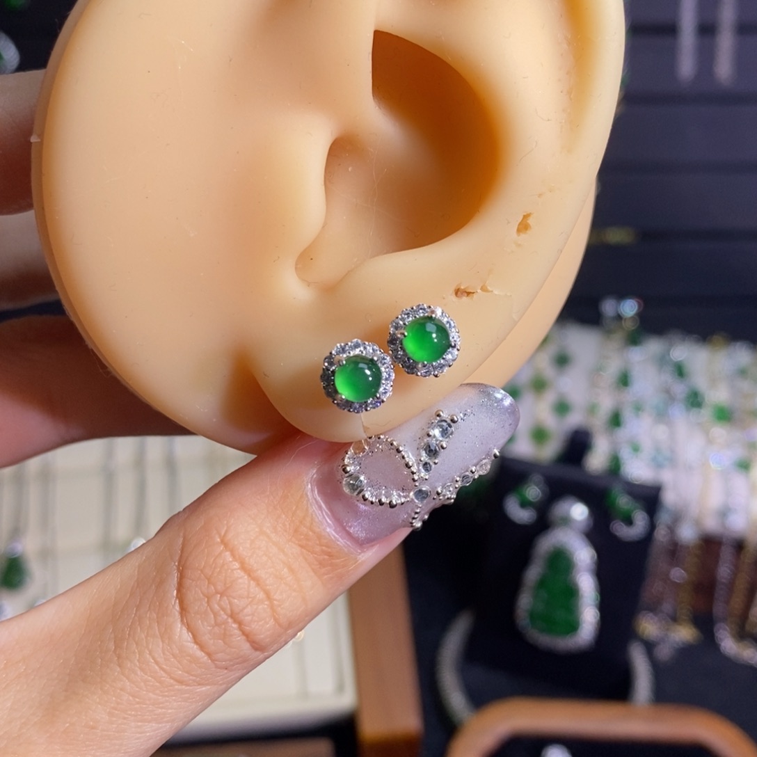 翡翠银S925镶嵌耳饰耳钉