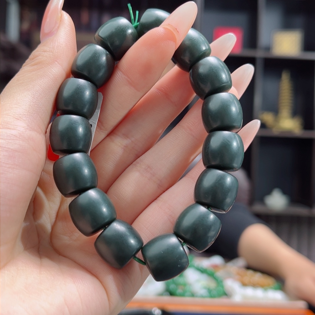 【闪购商品】和田玉手串未镶嵌新疆沙枣青14 特细多样性拍一发一