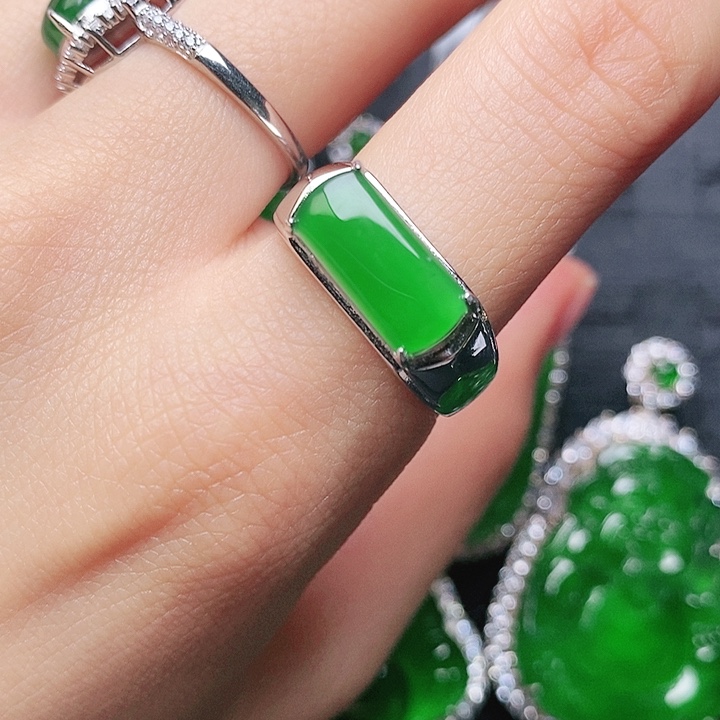 翡翠戒指未镶嵌男戒