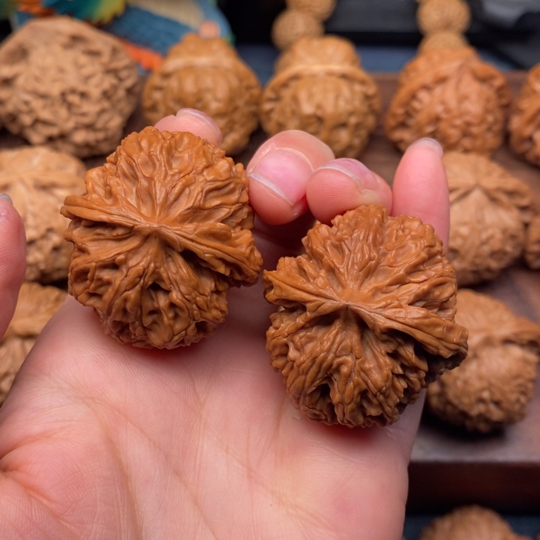 文玩核桃把件一**赤36苹果园