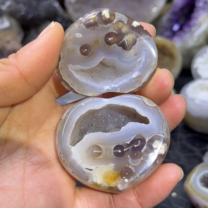 未镶嵌水晶珠宝半成品