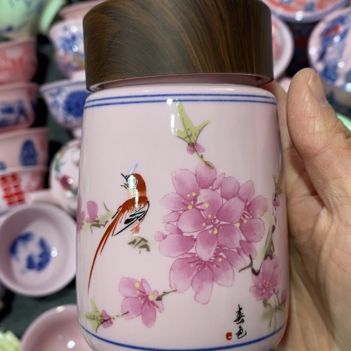 摆件瓷红稀土桃花保温杯