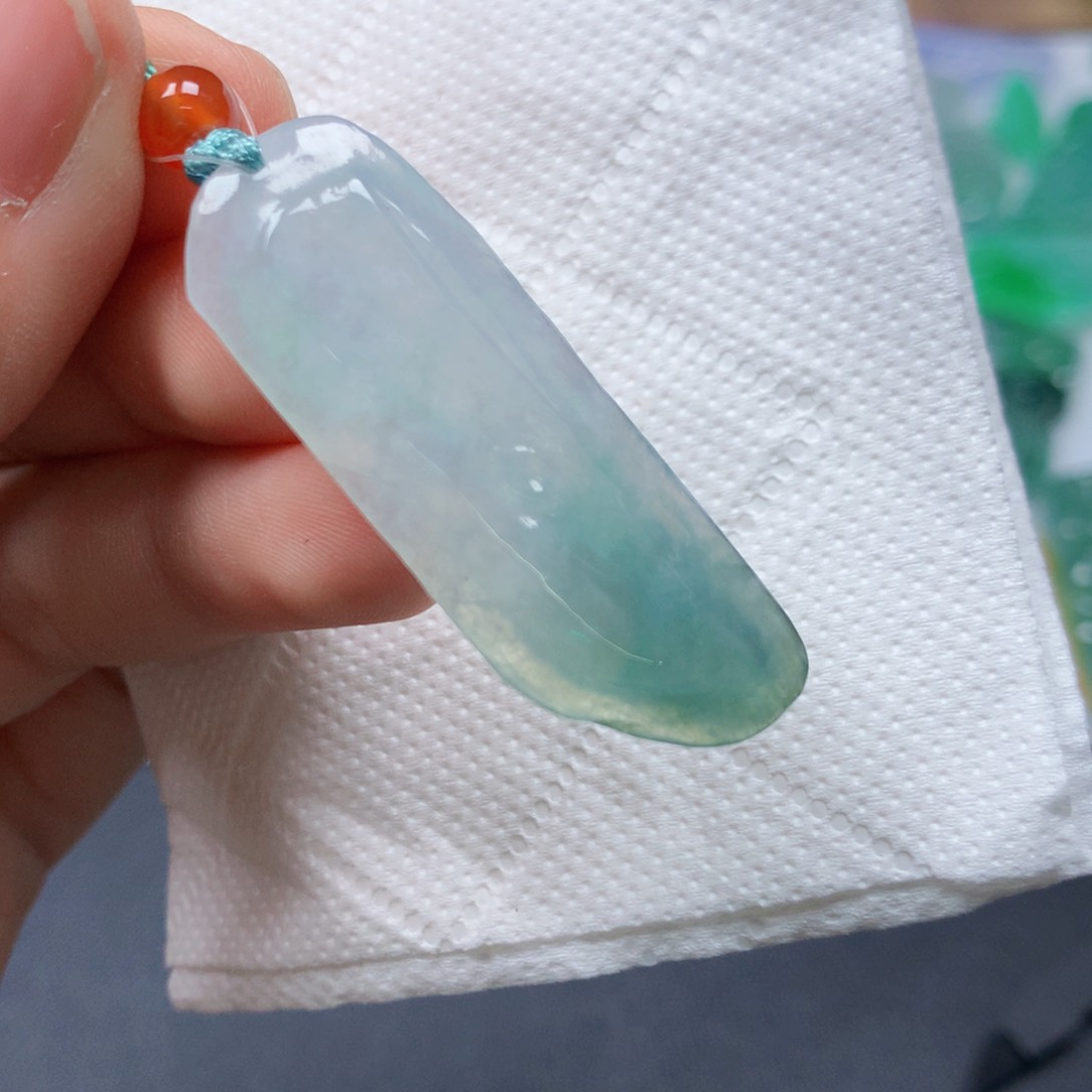 【闪购商品】翡翠吊坠(不含链)未镶嵌