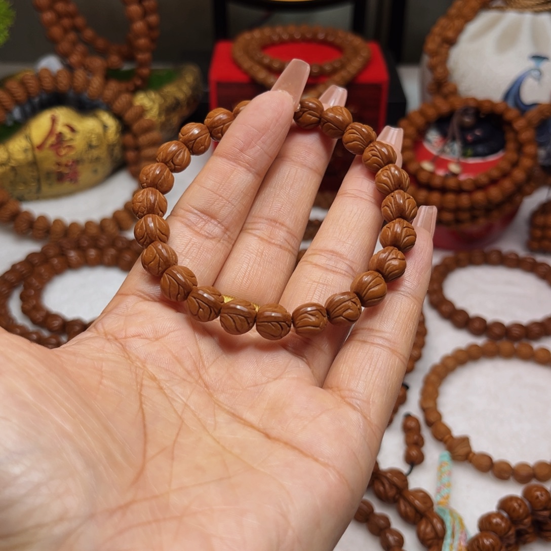 一***往桃核吊坠0.95顶级九五至尊单圈