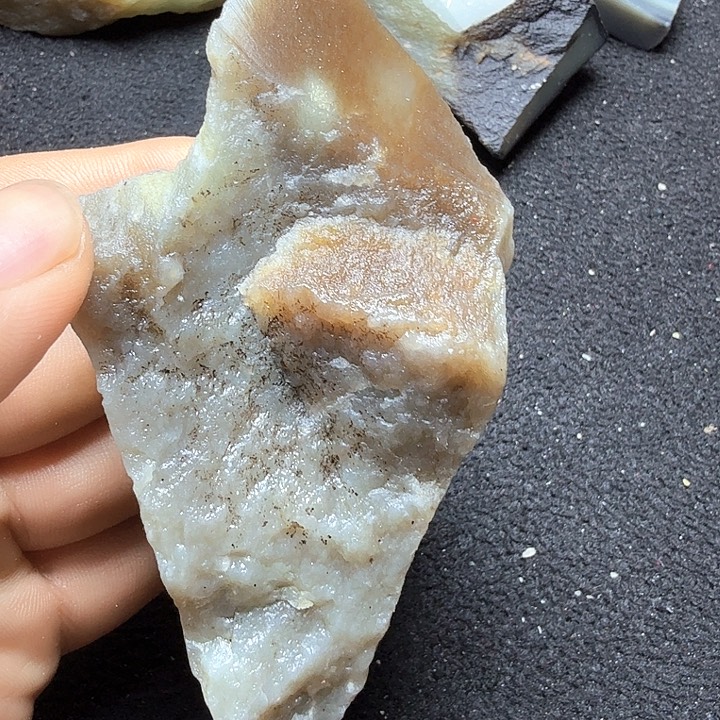 和田玉（糖玉）未镶嵌珠宝半成品