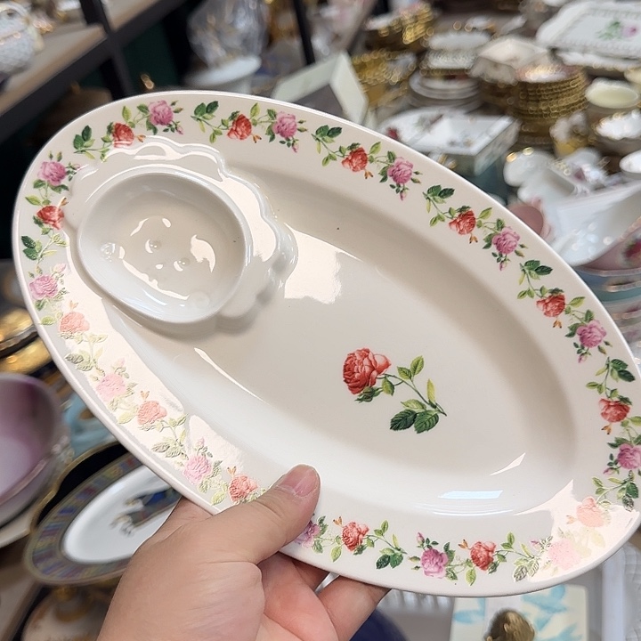 鹿与海陶瓷有限公司