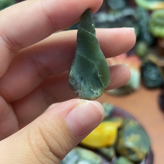 未镶嵌和田玉（糖玉）珠宝奇石