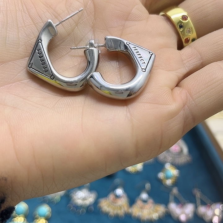 琉璃纯铜合金饰品