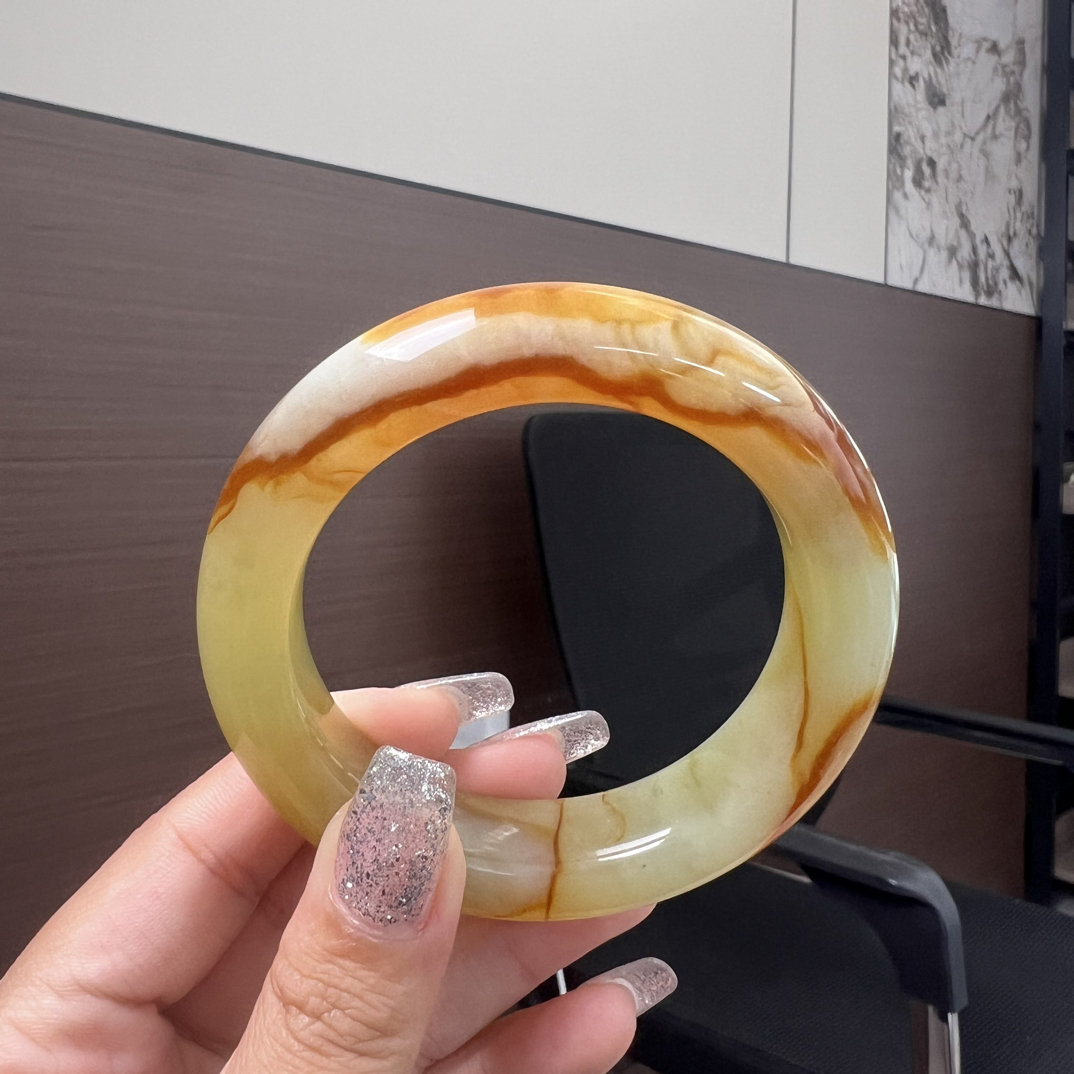 玉石王花玉手镯精品高货芬达红血管57-58圈