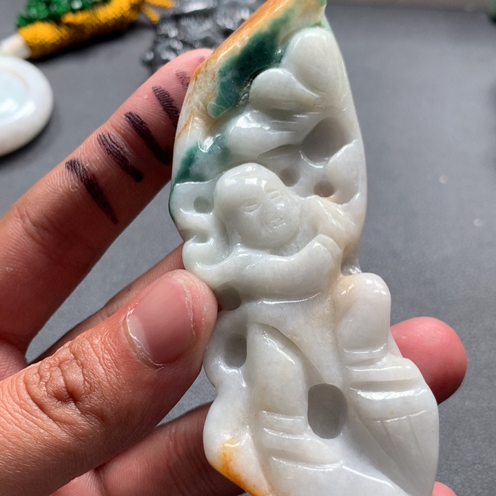 翡翠未镶嵌颈饰保真天然a货翡翠