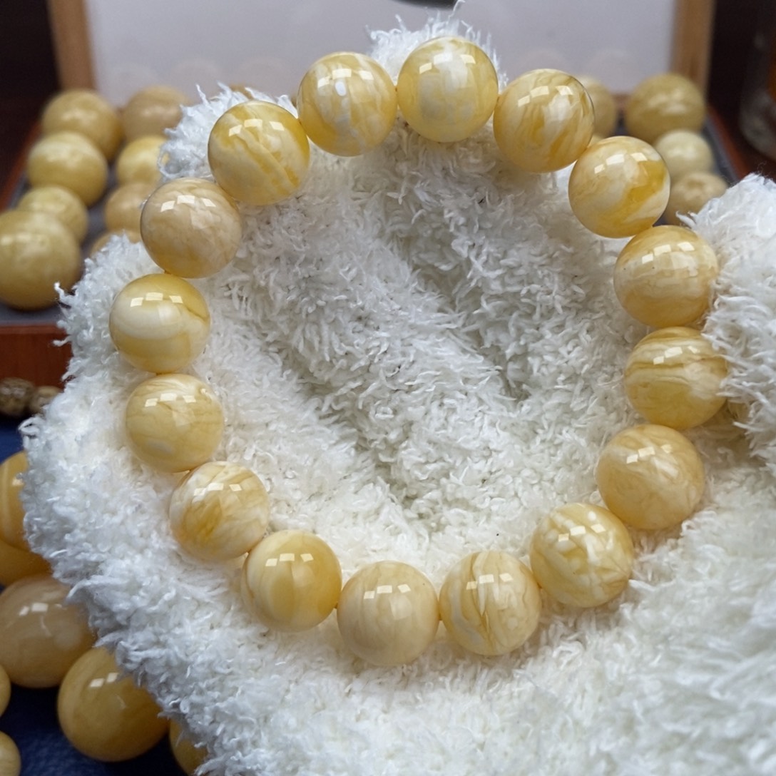 *****琥珀未镶嵌裸石蜜蜡