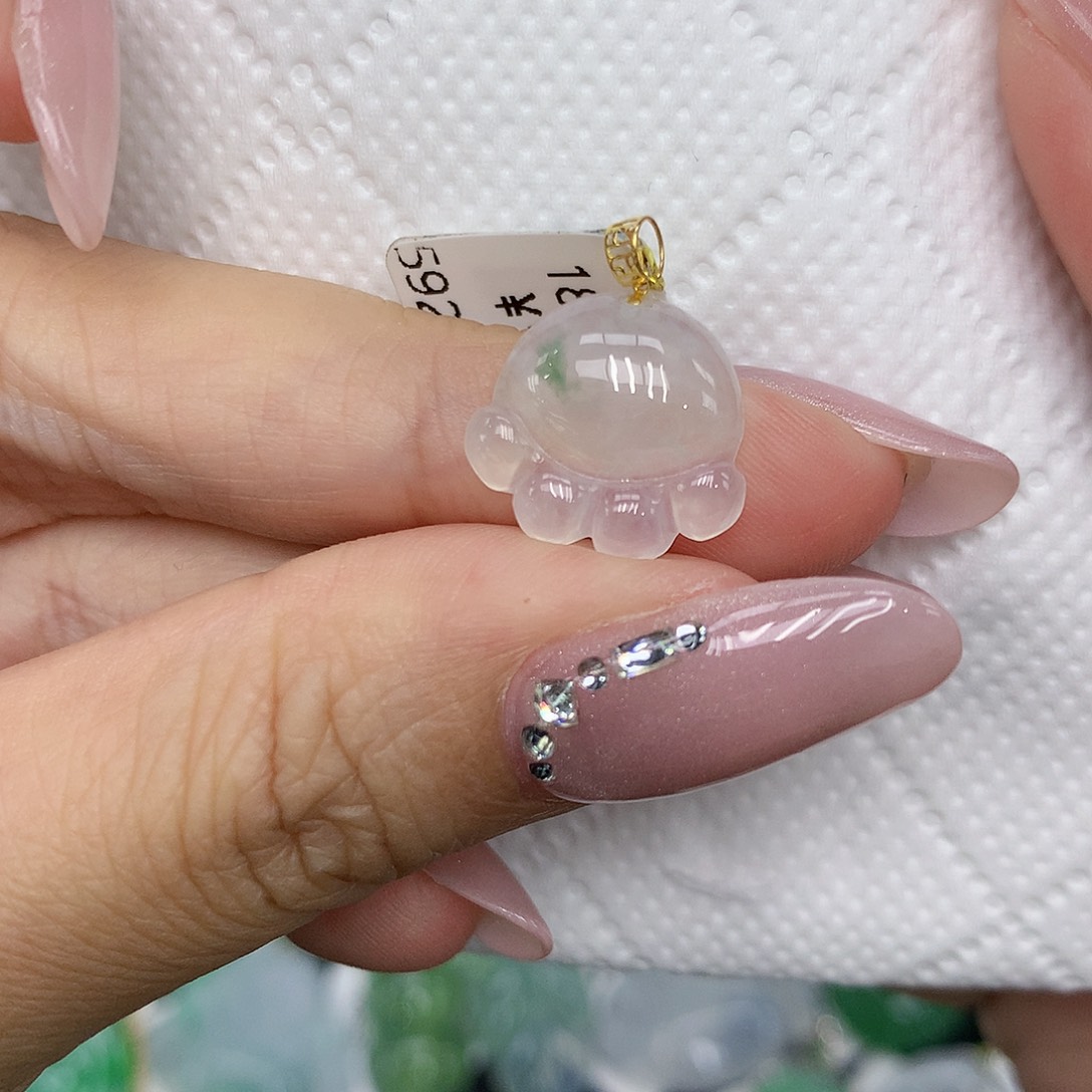 颈饰18K金镶嵌翡翠