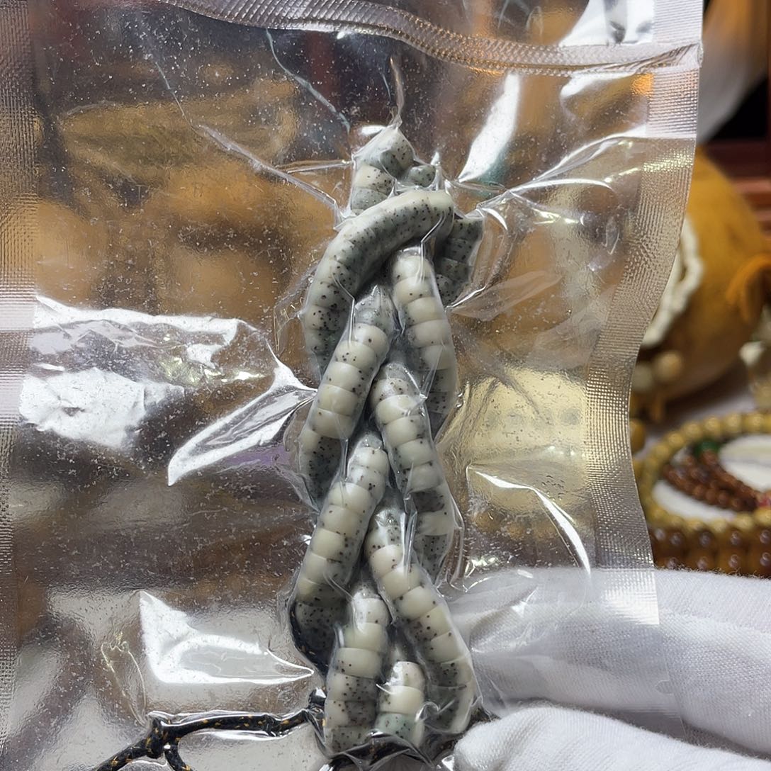 手串星月菩提7藏切马蹄珠绿背