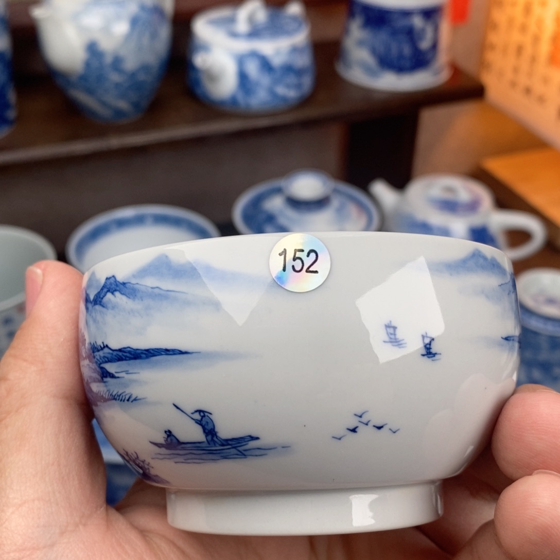 瓷片锋*青花手绘山水主人杯152