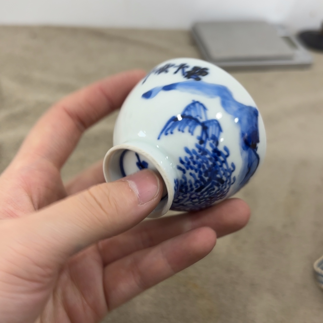 瓷片非常好看漂亮的物品 
