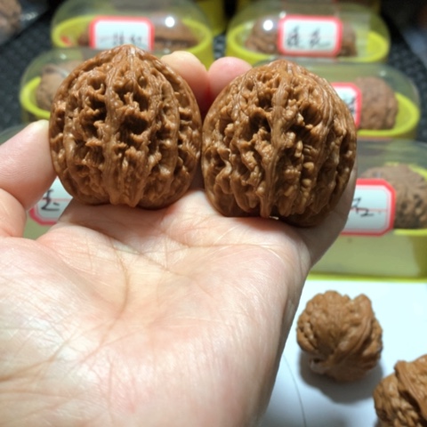 吊坠文玩核桃九龙筋