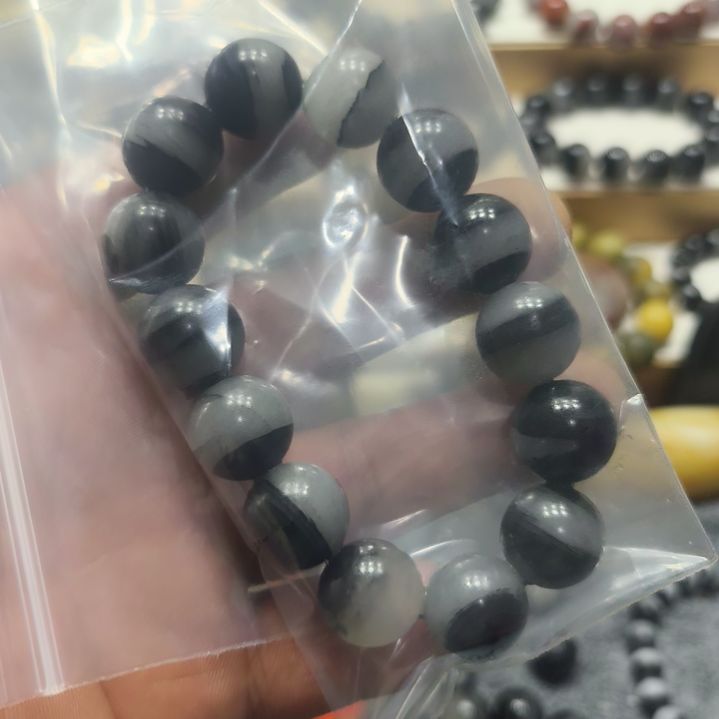 石英岩玉手链未镶嵌甫