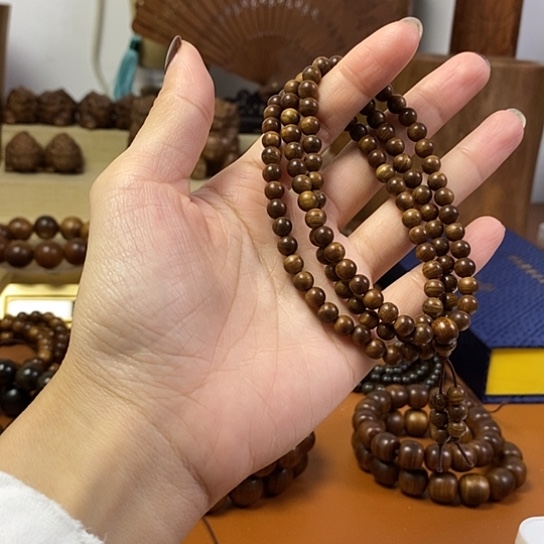 老山檀香黑肉沉水0.6/108颗