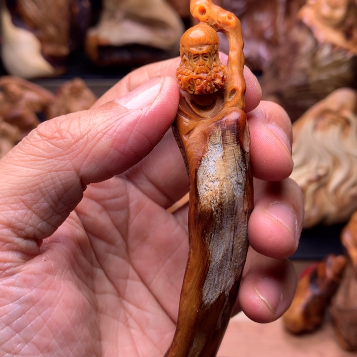 柏木（崖柏）崖柏陈化料手把件