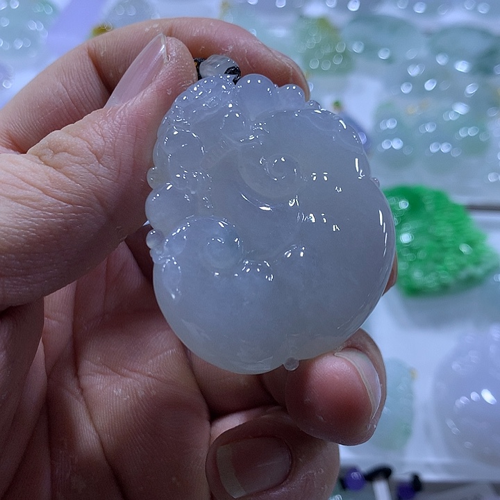 翡翠未镶嵌颈饰天然翡翠A货吊坠